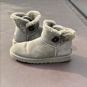 Ugg Cozy Gray women’s Boots
